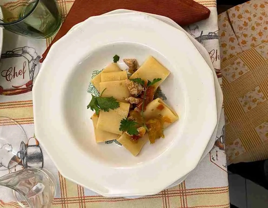 Mezzo Pacchero Liscio – Pomodorini e Pesce Spada